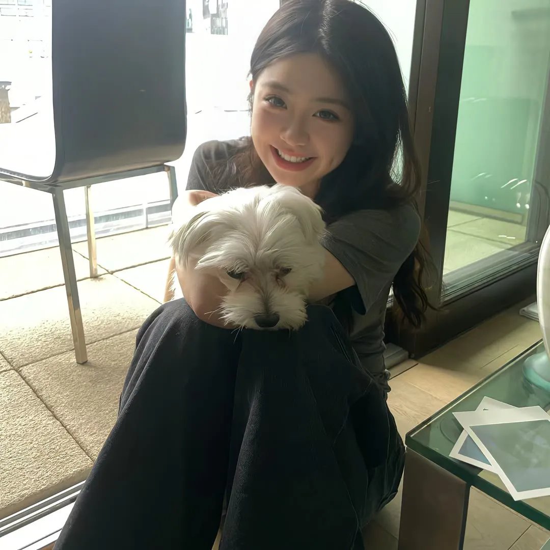 小资女孩向前冲